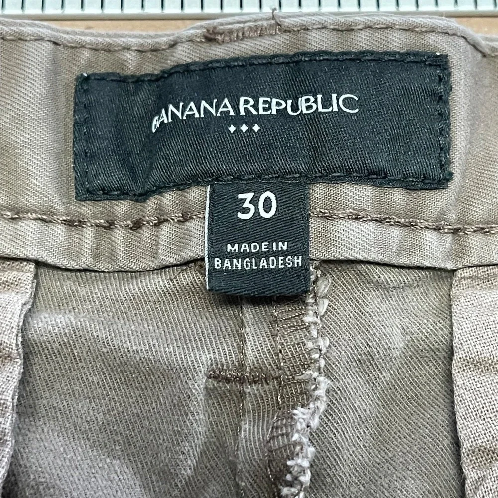 Banana‎ Republic Men's Sz 30 Brown Distressed Chino Shorts Preppy Casual